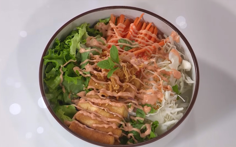 cach-lam-salad-dau-hu-chien-an-sang-vua-du-chat-lai-no-lau-202010291054230532